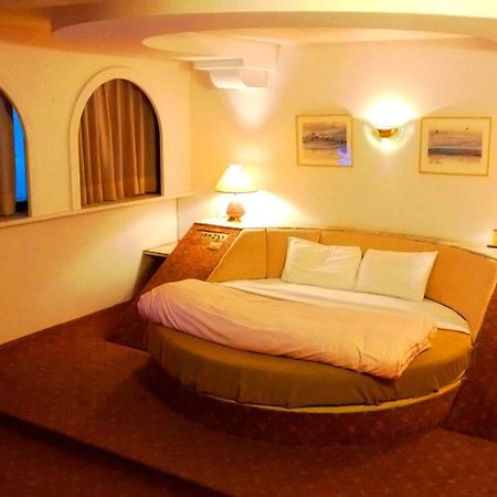 San Tong Hotel Miaoli Extérieur photo